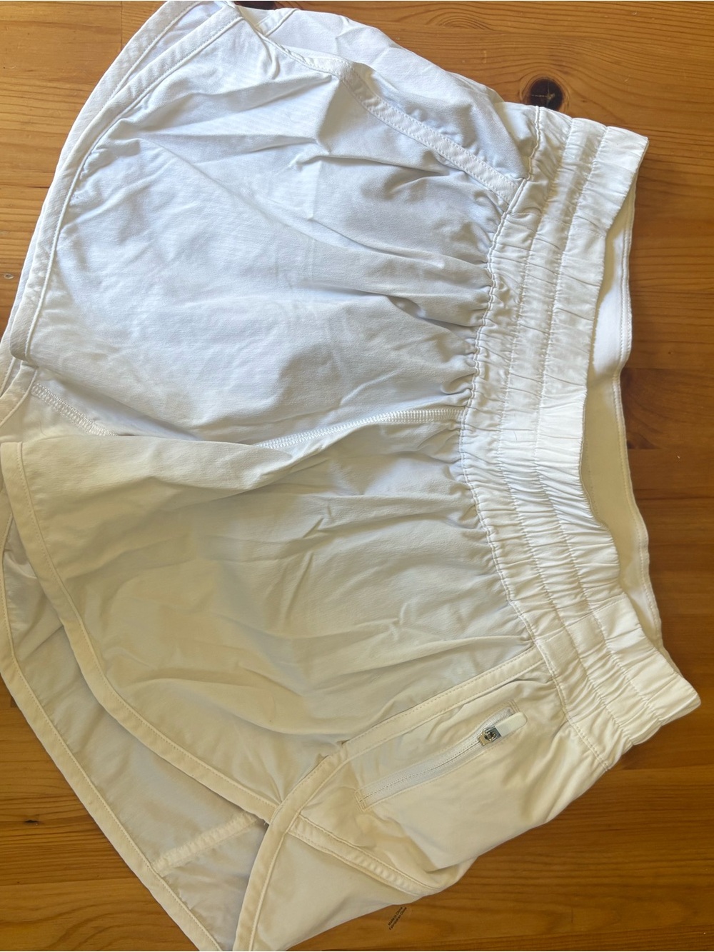 Lululemon White Lined Running Shorts Size 8